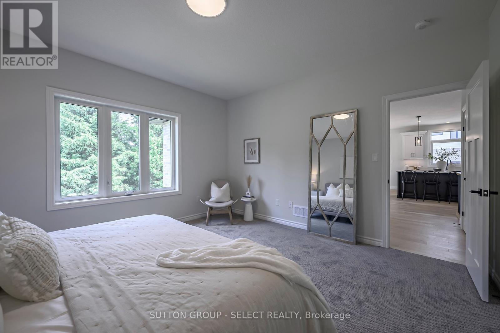 17 Spruce Crescent, North Middlesex, Ontario  N0M 2K0 - Photo 24 - X8331870