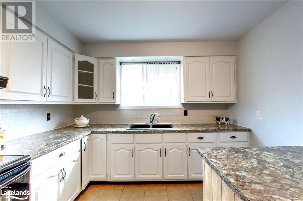 396 Walnut Street, Collingwood, Ontario  L9Y 4C7 - Photo 6 - 40585028