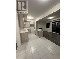 45 WATERFRONT CRES E