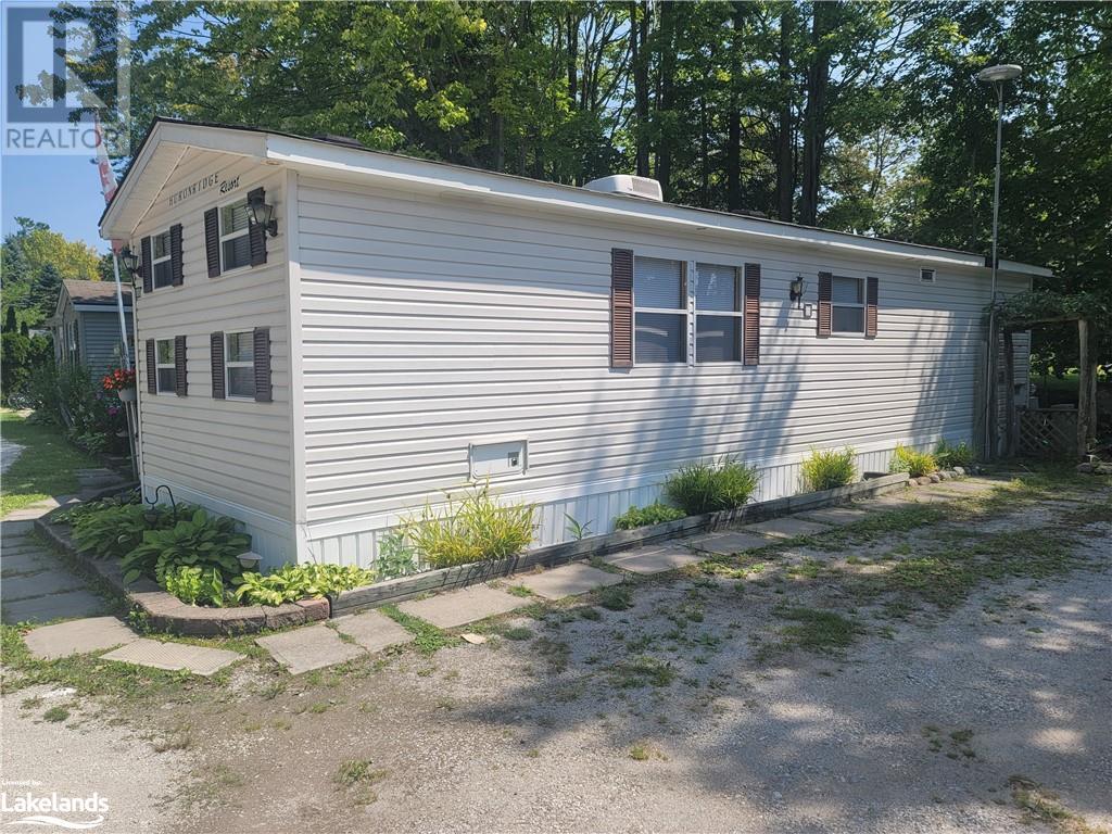 180 14th Street, Wasaga Beach, Ontario  L9Z 1X7 - Photo 24 - 40588192