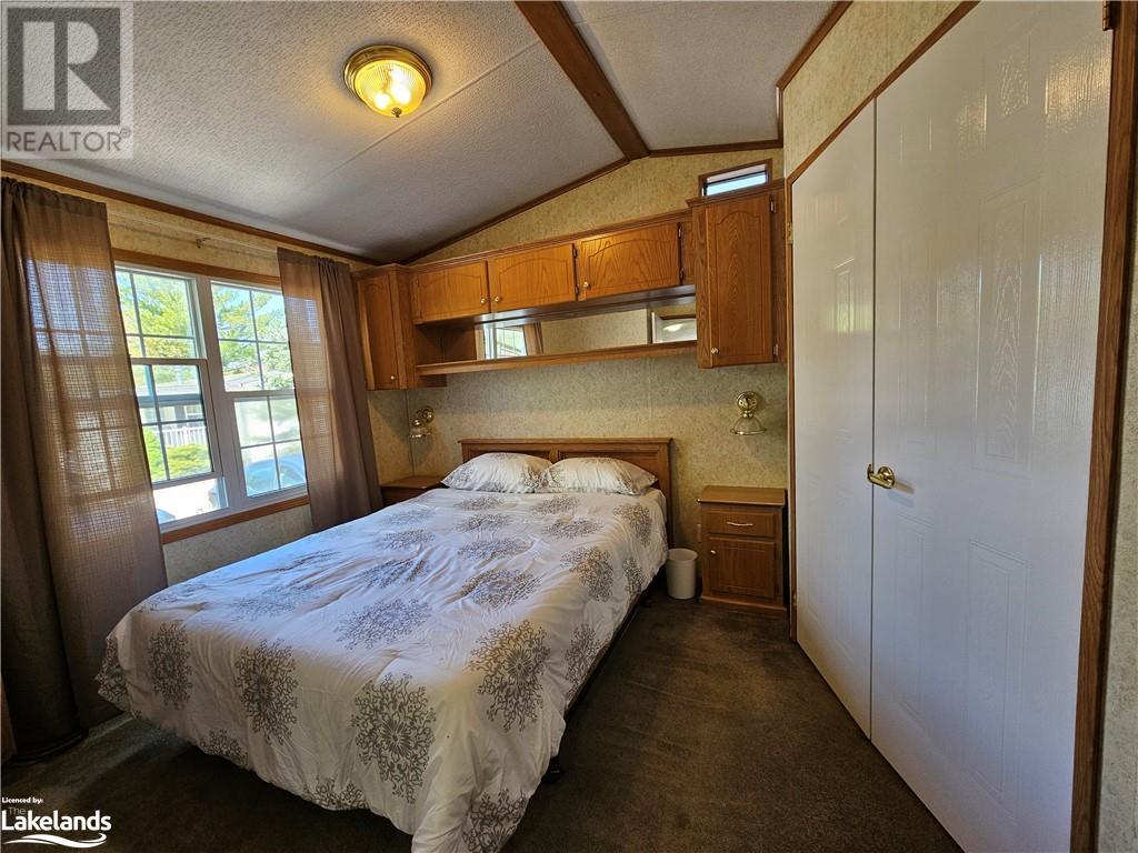 19 Topaz Street, Wasaga Beach, Ontario  L9Z 1X7 - Photo 11 - 40588353