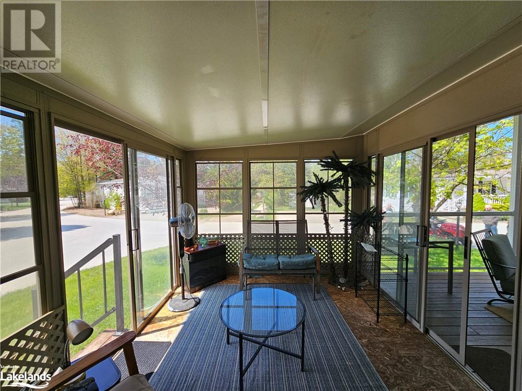 19 Topaz Street, Wasaga Beach, Ontario  L9Z 1X7 - Photo 17 - 40588353