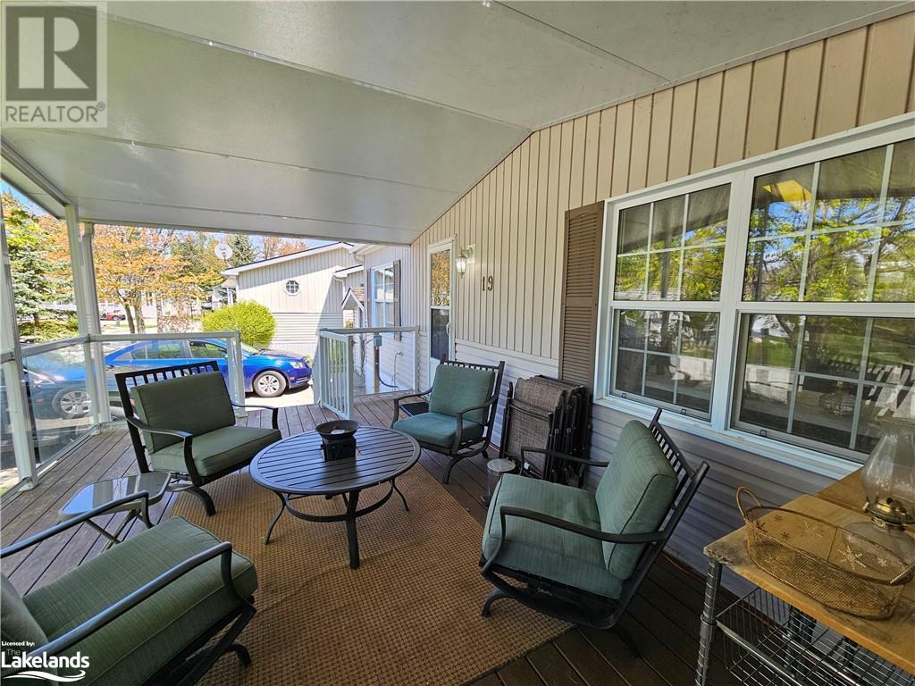 19 Topaz Street, Wasaga Beach, Ontario  L9Z 1X7 - Photo 18 - 40588353
