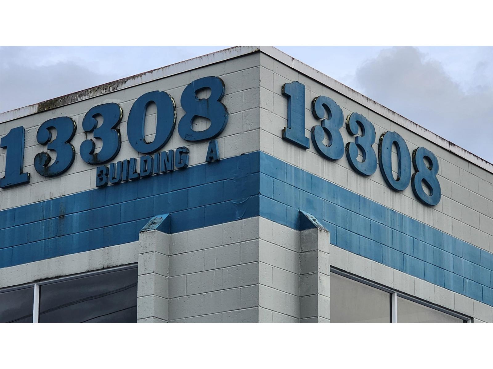 222 13308 76 AVENUE, surrey, British Columbia