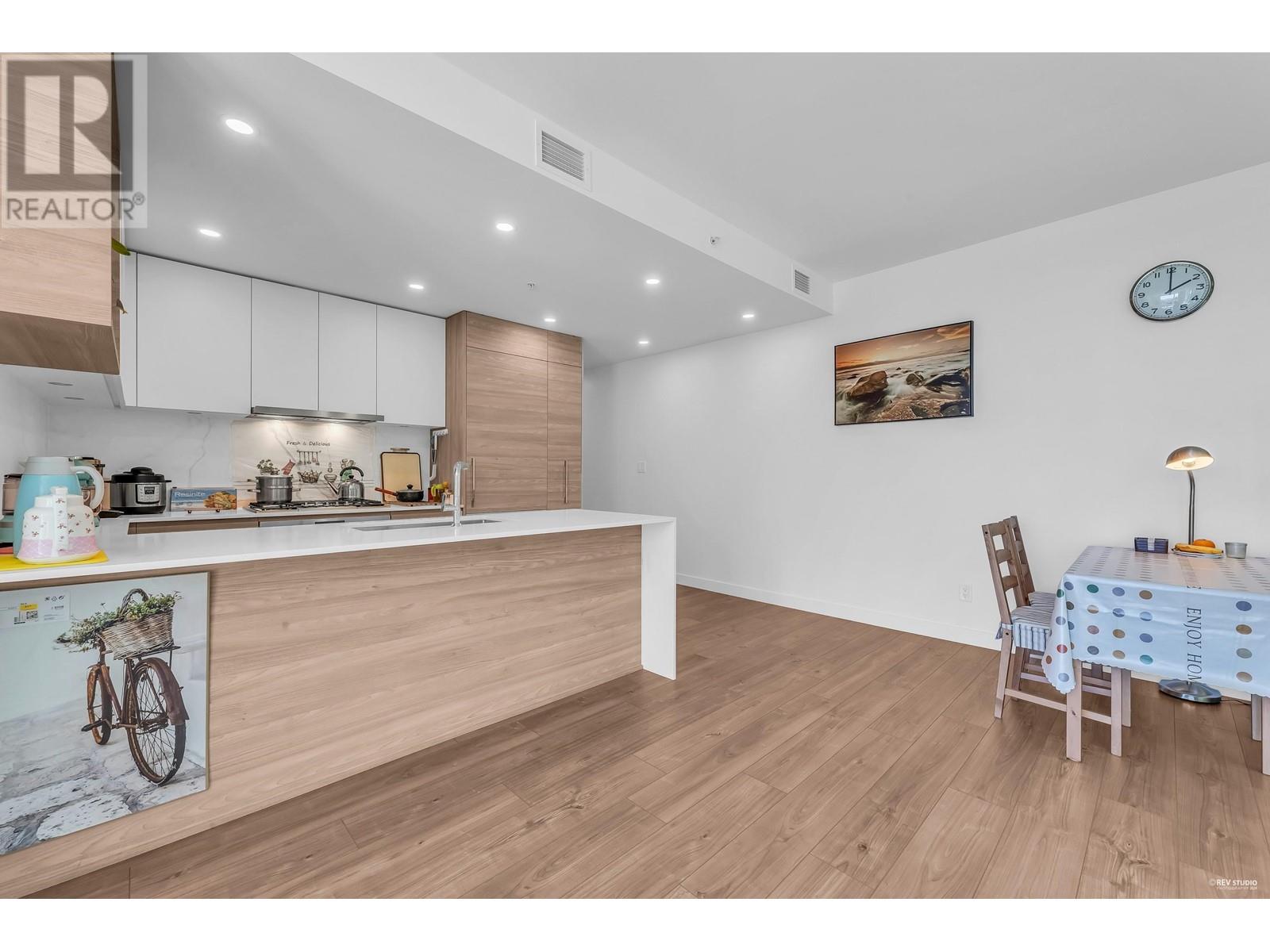 504 595 Austin Avenue, Coquitlam, British Columbia  V3K 0G7 - Photo 11 - R2882273