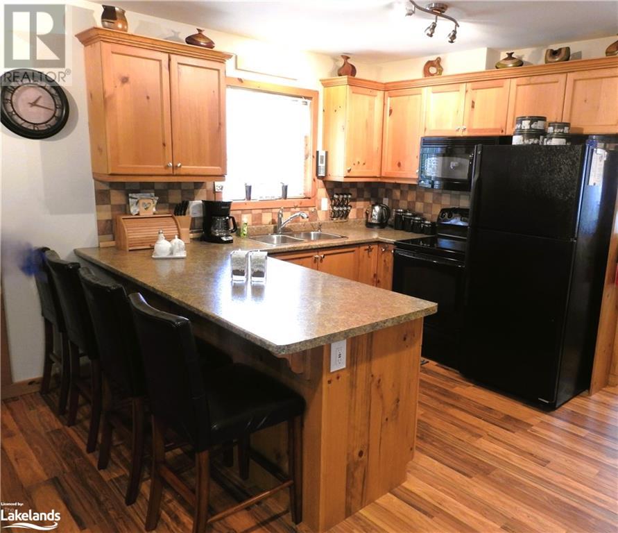 63 Madawaska Trail, Wasaga Beach, Ontario  L9Z 1X7 - Photo 4 - 40580674