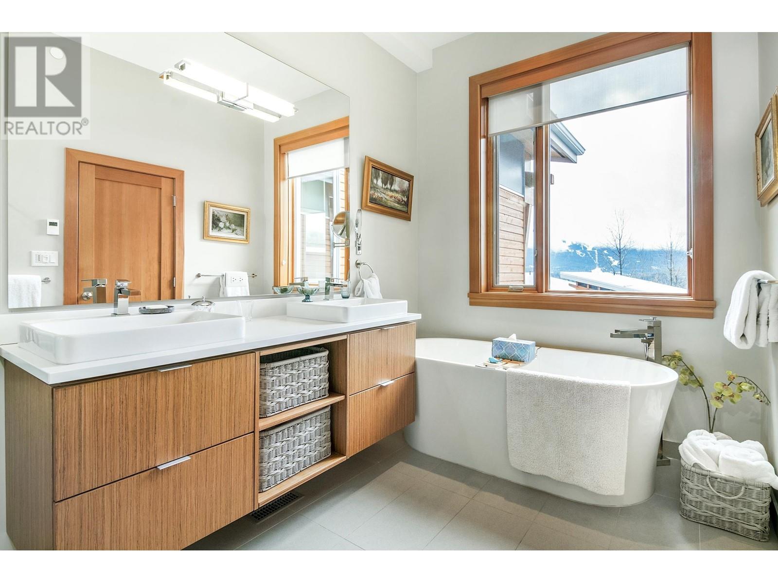 40 8400 ASHLEIGH MCIVOR DRIVE