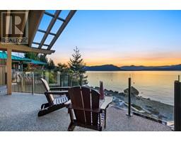 8735 LAWRENCE WAY, west vancouver, British Columbia