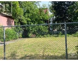 496 RIDEAU STREET