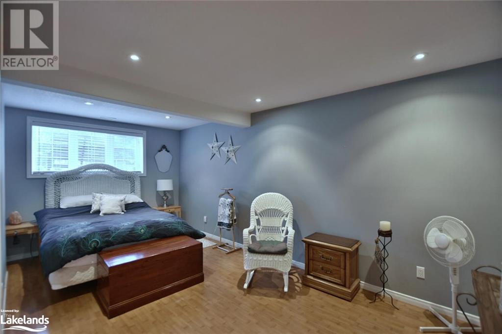 20 53rd Street S, Wasaga Beach, Ontario  L9Z 1W8 - Photo 34 - 40565595
