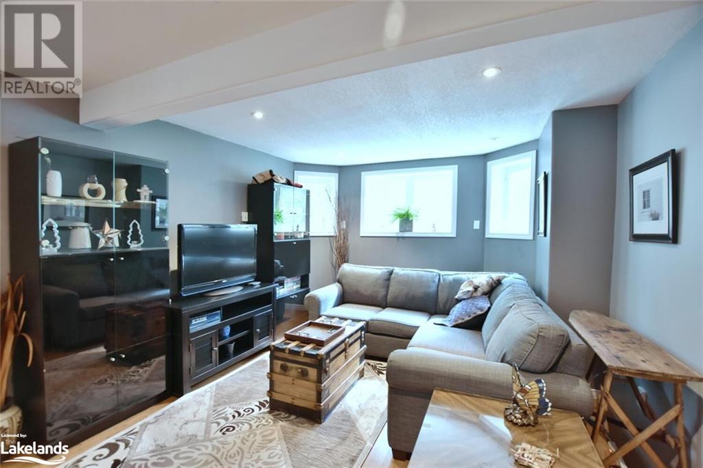20 53rd Street S, Wasaga Beach, Ontario  L9Z 1W8 - Photo 32 - 40565595