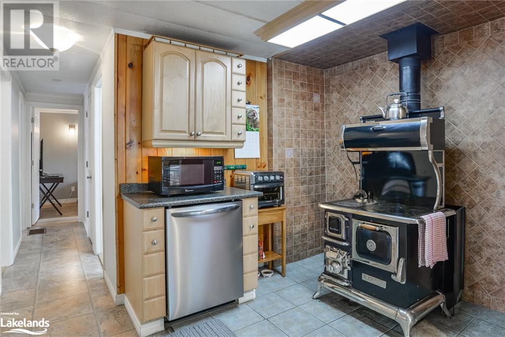 399 Otter Lake Road, Huntsville, Ontario  P1H 0H8 - Photo 15 - 40588556