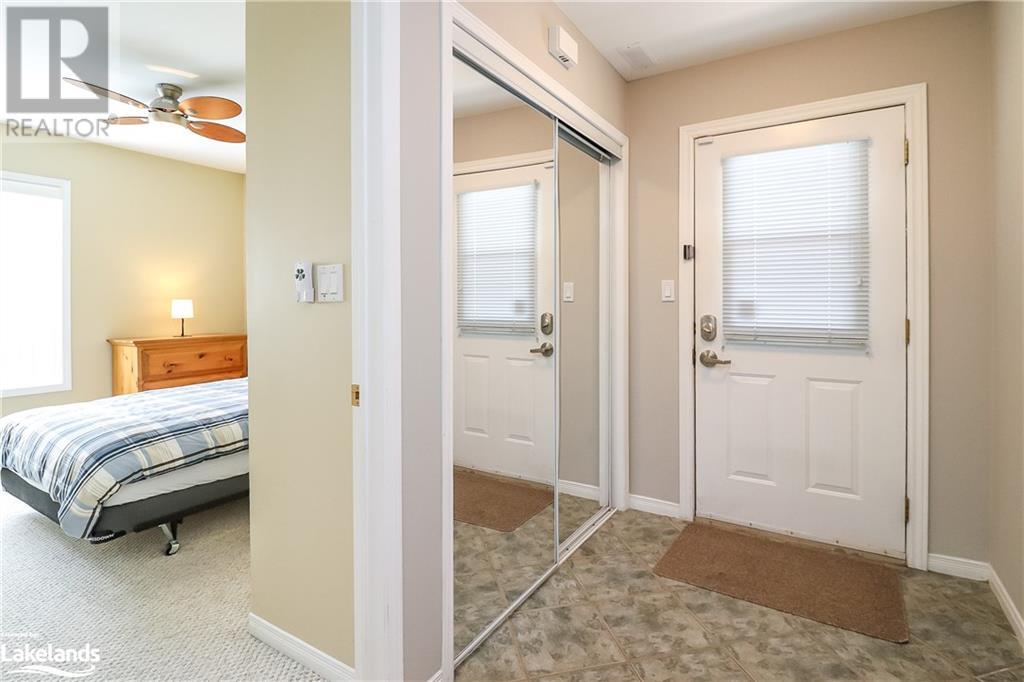 926 Cedar Pointe Court, Collingwood, Ontario  L9Y 5C7 - Photo 3 - 40587198