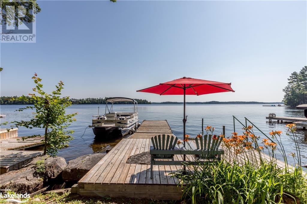 1641 Walkers Point Road, Gravenhurst, Ontario  P1P 1R2 - Photo 2 - 40588208