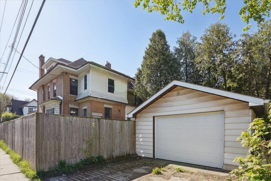 76 Spadina Avenue, Hamilton, Ontario  L8M 2X3 - Photo 49 - H4193975