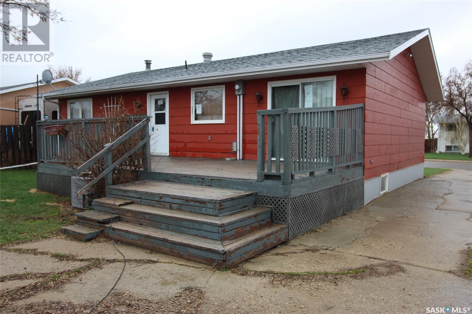 662 9th Street W, Shaunavon, Saskatchewan  S0N 2M0 - Photo 38 - SK969271