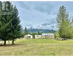1355 King Road, Valemount, Ca