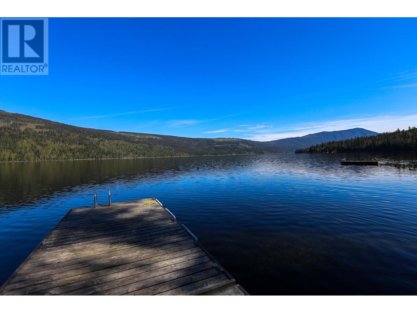 5319 EAST BARRIERE LAKE FSR, barriere, British Columbia