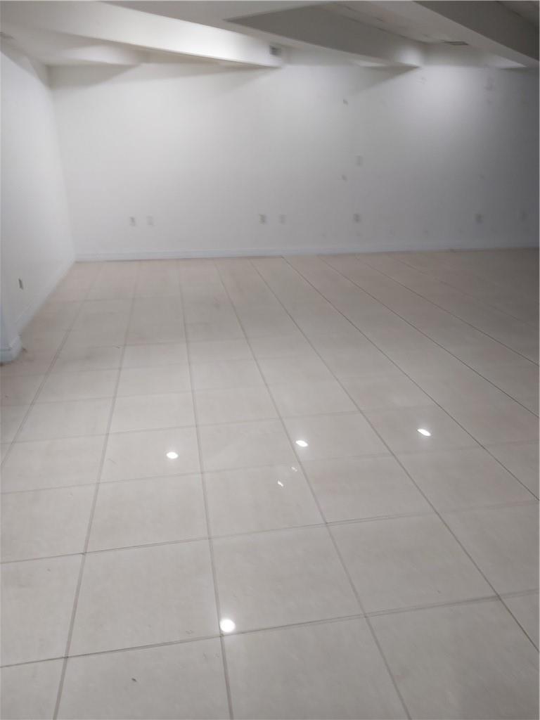 637 Upper James Street, Hamilton, Ontario  L9C 2Y9 - Photo 5 - H4193838