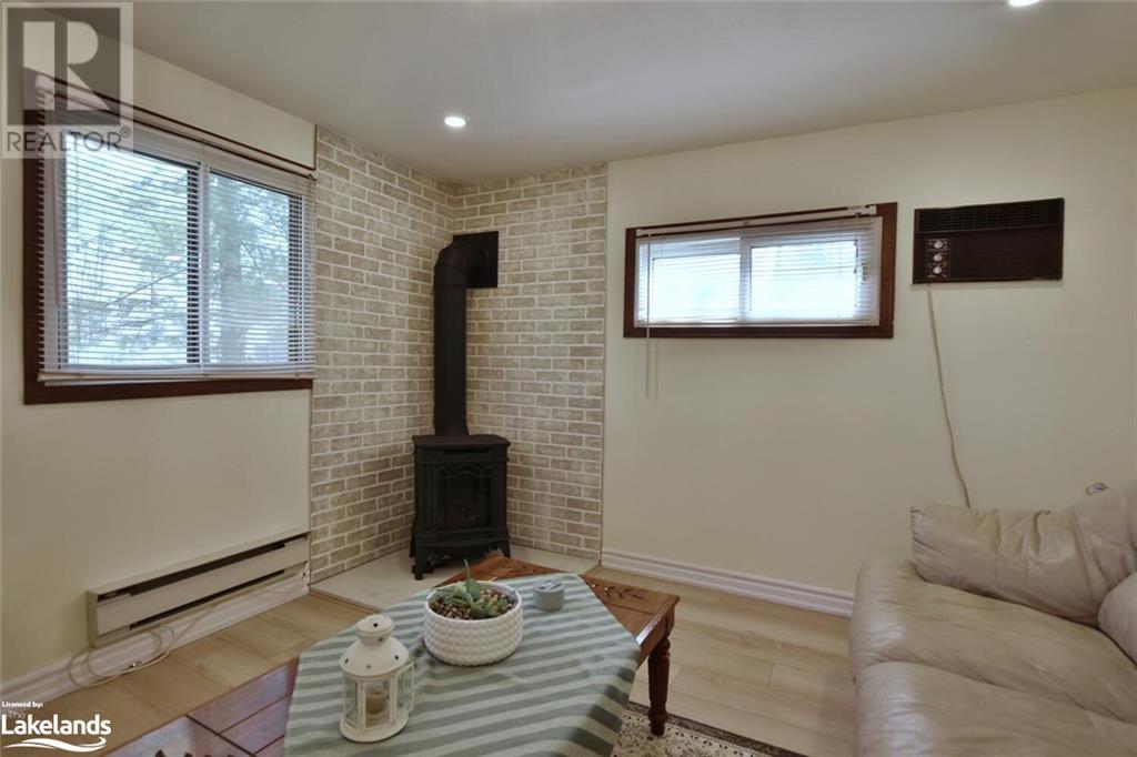 34 Nancy Street, Wasaga Beach, Ontario  L9Z 2K5 - Photo 14 - 40587967