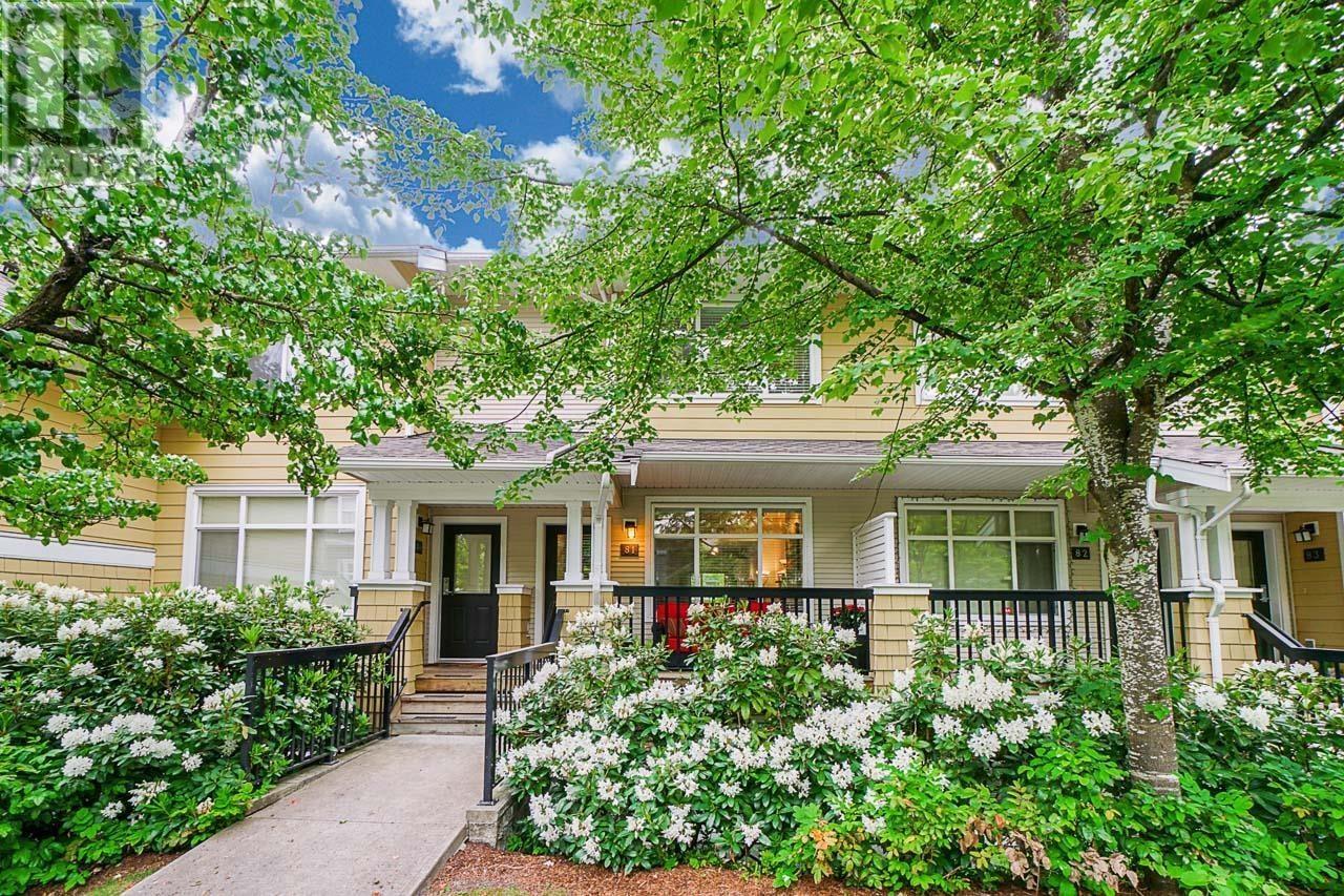 Listing Picture 2 of 11 : 80 6878 SOUTHPOINT DRIVE, Burnaby / 本拿比 - 魯藝地產 Yvonne Lu Group - MLS Medallion Club Member