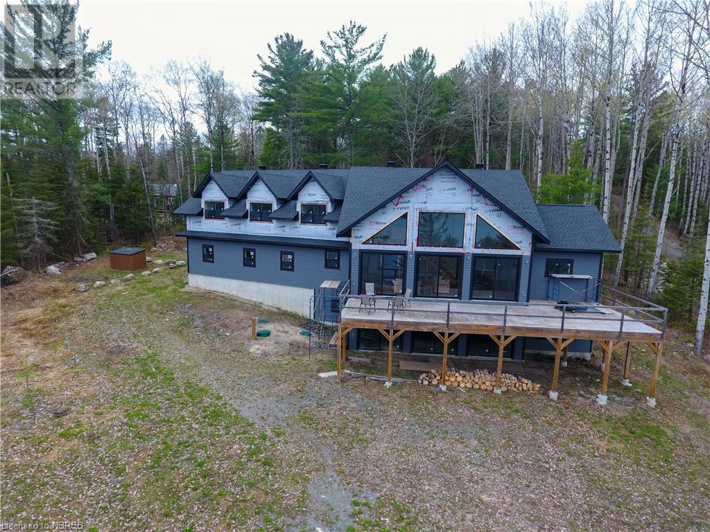 429 Fox Run Drive, Temagami, Ontario  P0H 2H0 - Photo 3 - 40588327