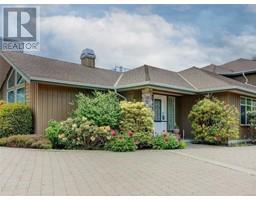 3 9675 First Ave, sidney, British Columbia