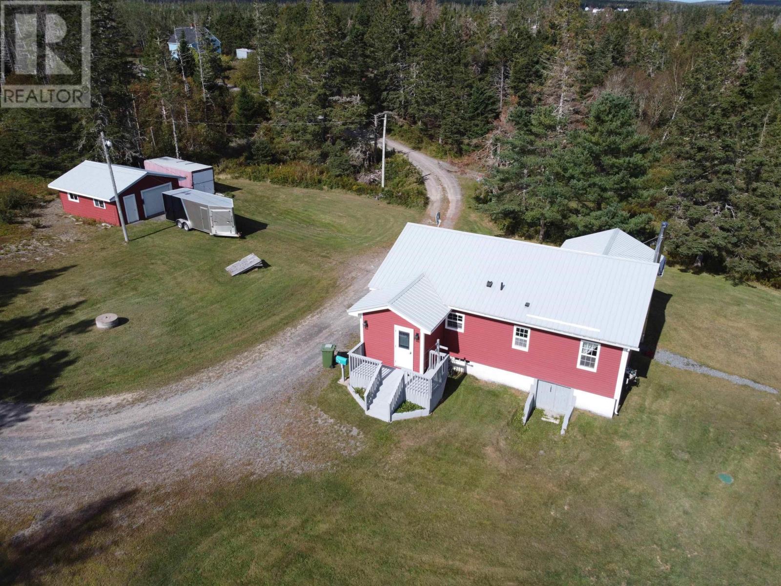 40 Ferry Road, Moser River, Nova Scotia  B0J 2K0 - Photo 3 - 202409403