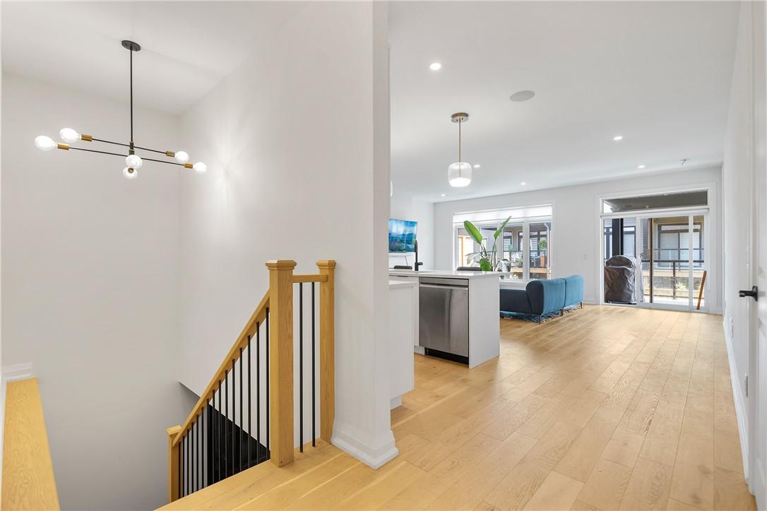 8974 Willoughby Drive, Unit #36, Niagara Falls, Ontario  L2G 0Y8 - Photo 6 - H4193914