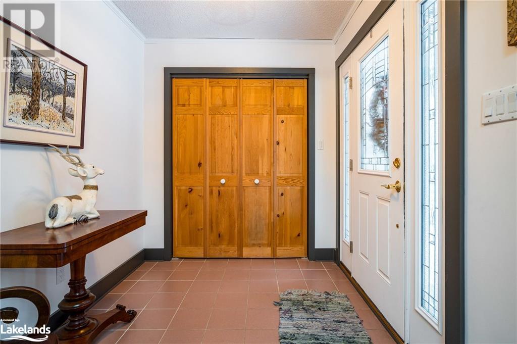 9450 County Road 9, Clearview, Ontario  L0M 1G0 - Photo 7 - 40587962
