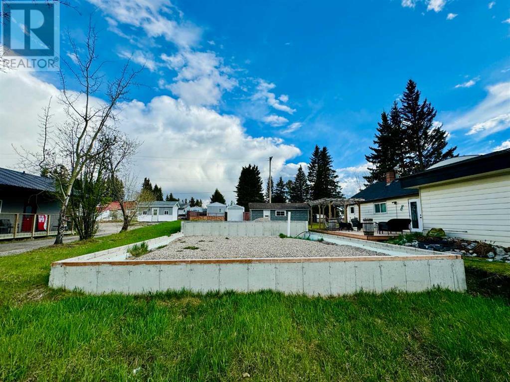 5135 50 Avenue, Caroline, Alberta  T0M 0M0 - Photo 7 - A2131338