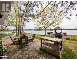 2694/2612 ISLAND 1040/LITTLE BEAUSOLEIL Island