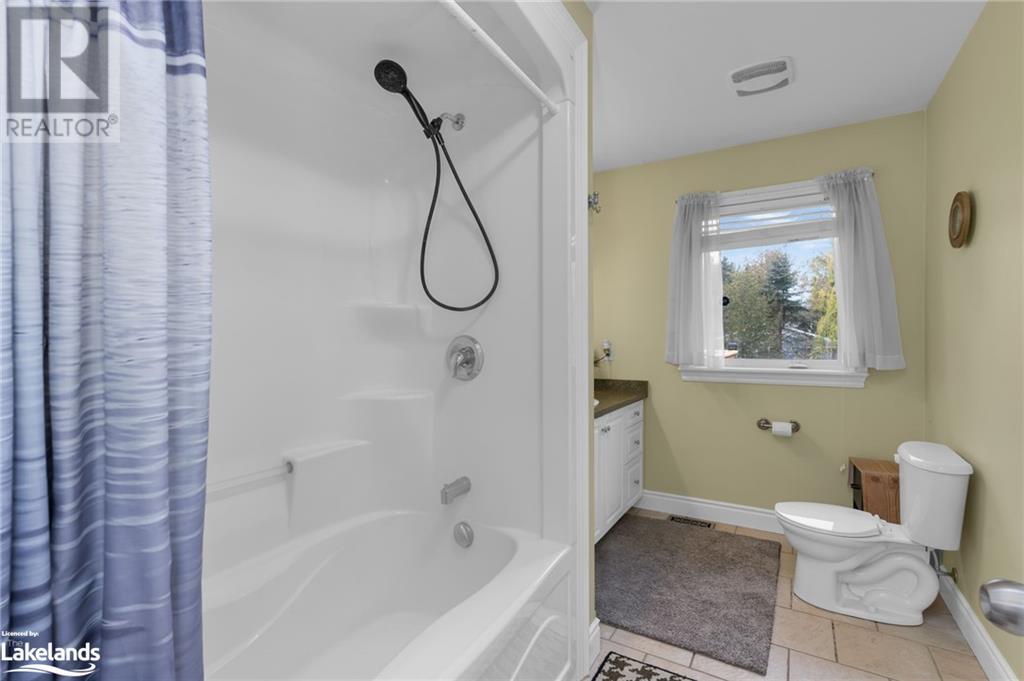 96 46th Street N, Wasaga Beach, Ontario  L9Z 1Y7 - Photo 12 - 40587502