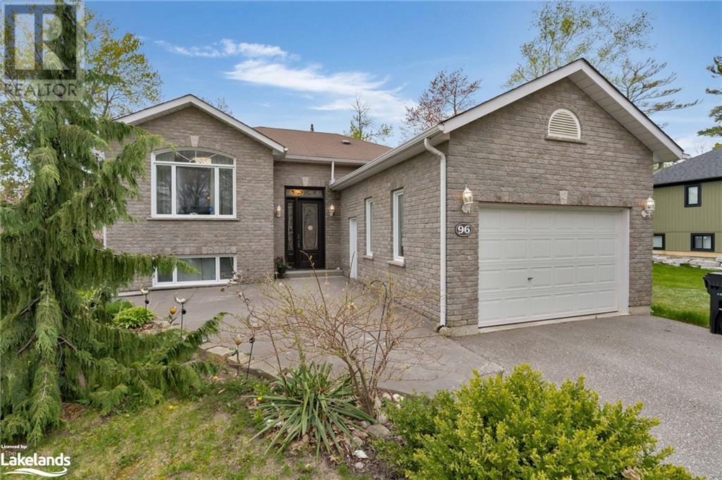 96 46th Street N, Wasaga Beach, Ontario  L9Z 1Y7 - Photo 2 - 40587502