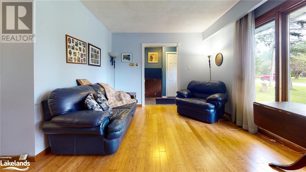 209 Charles Street, Stayner, Ontario  L0M 1S0 - Photo 11 - 40579213