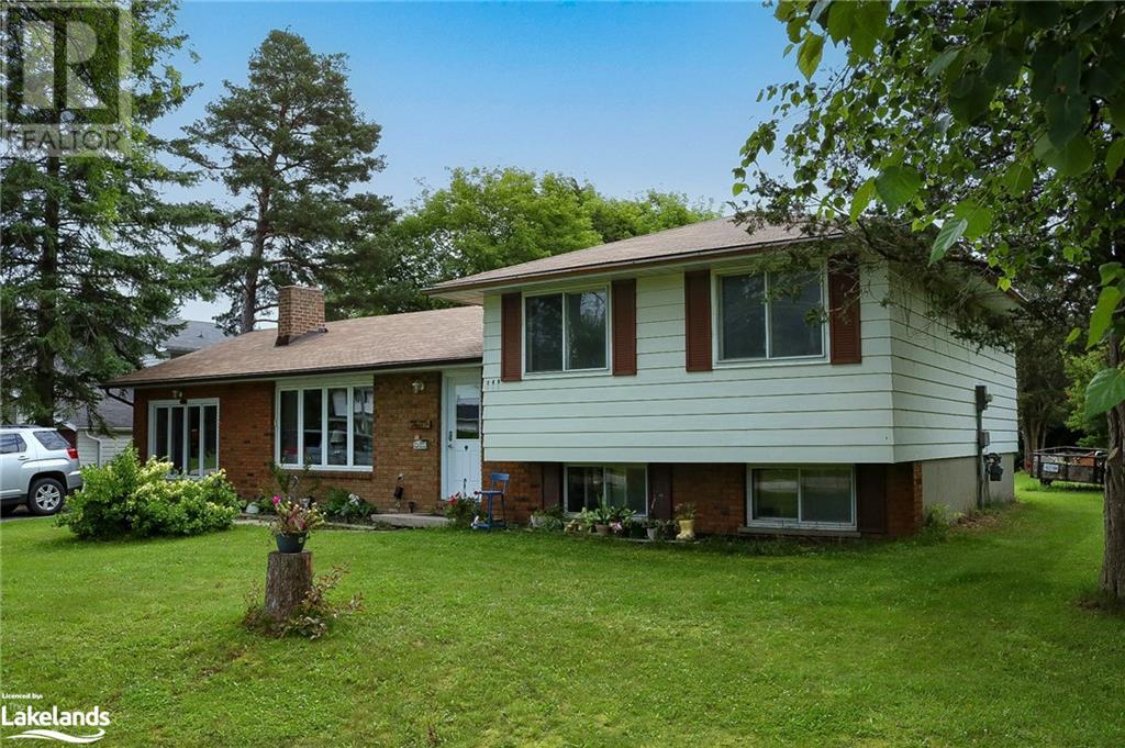 209 Charles Street, Stayner, Ontario  L0M 1S0 - Photo 5 - 40579213