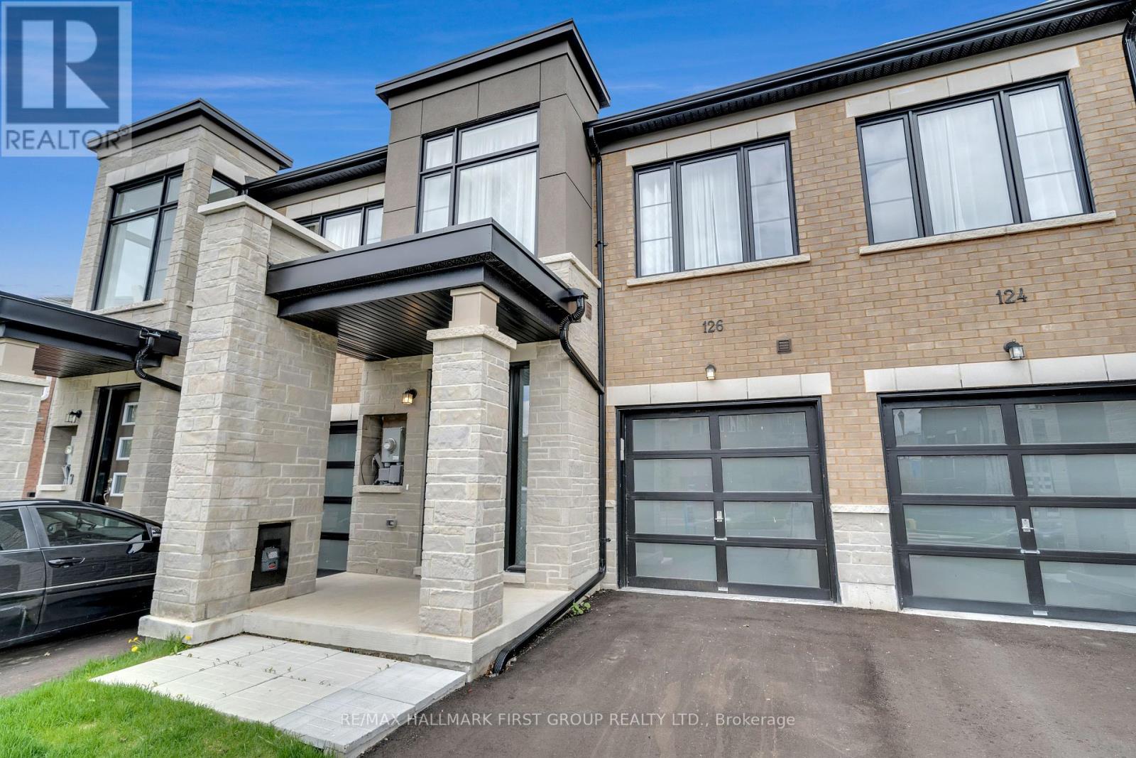 126 PINE GATE PLACE, whitby, Ontario
