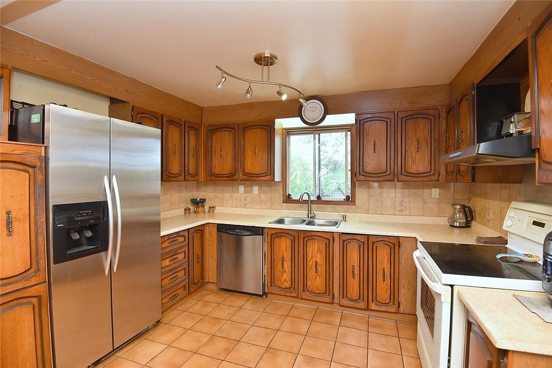 Image of property at 647 LIMERIDGE Road E