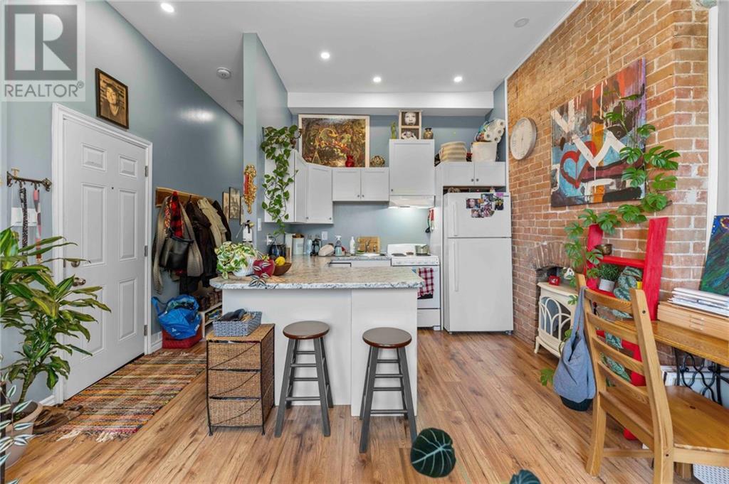 48 Renfrew Street, Pembroke, Ontario  K8A 5R6 - Photo 7 - 1392251