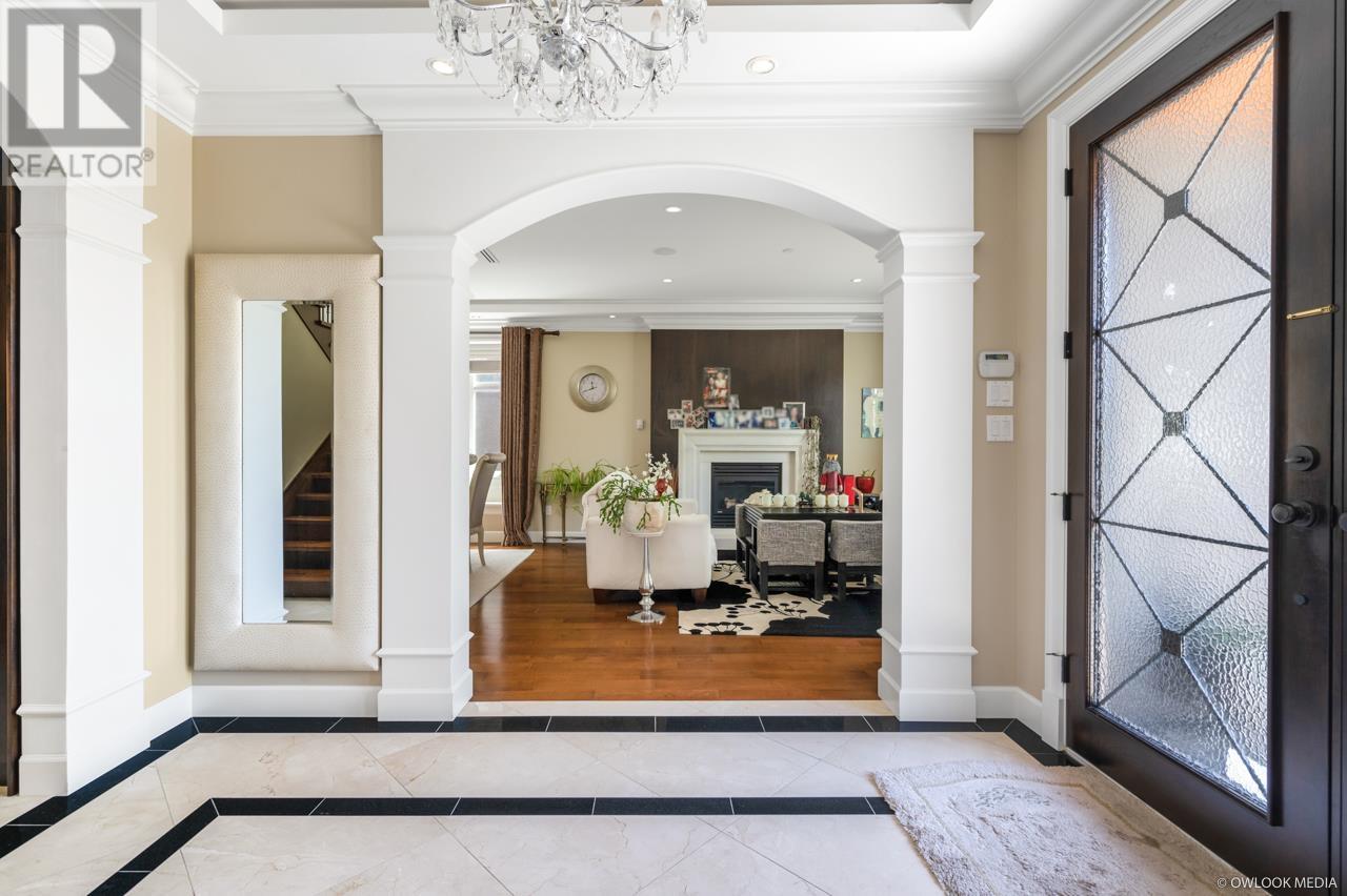 Property at 1041 W 58TH AVENUE image 2