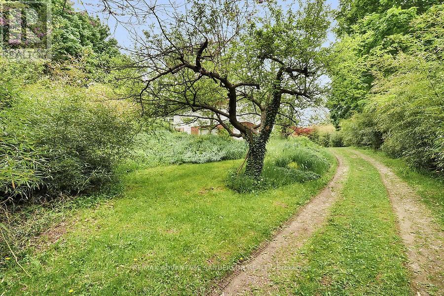 14482 Eight Mile Road, Middlesex Centre, Ontario  N0M 1C0 - Photo 10 - X8340794