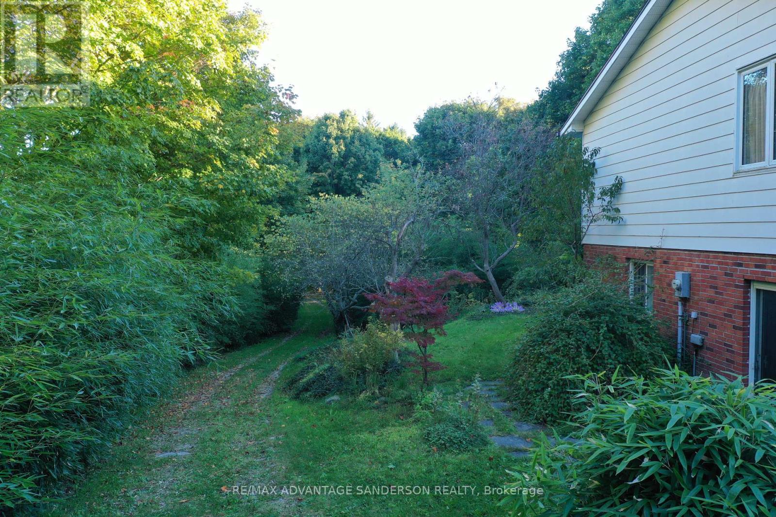 14482 Eight Mile Road, Middlesex Centre, Ontario  N0M 1C0 - Photo 8 - X8340794