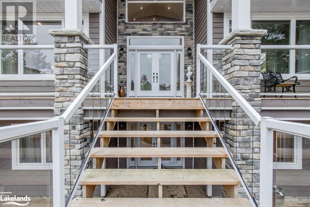 119 Wendake Road, Tiny, Ontario  L0L 2T0 - Photo 2 - 40589643