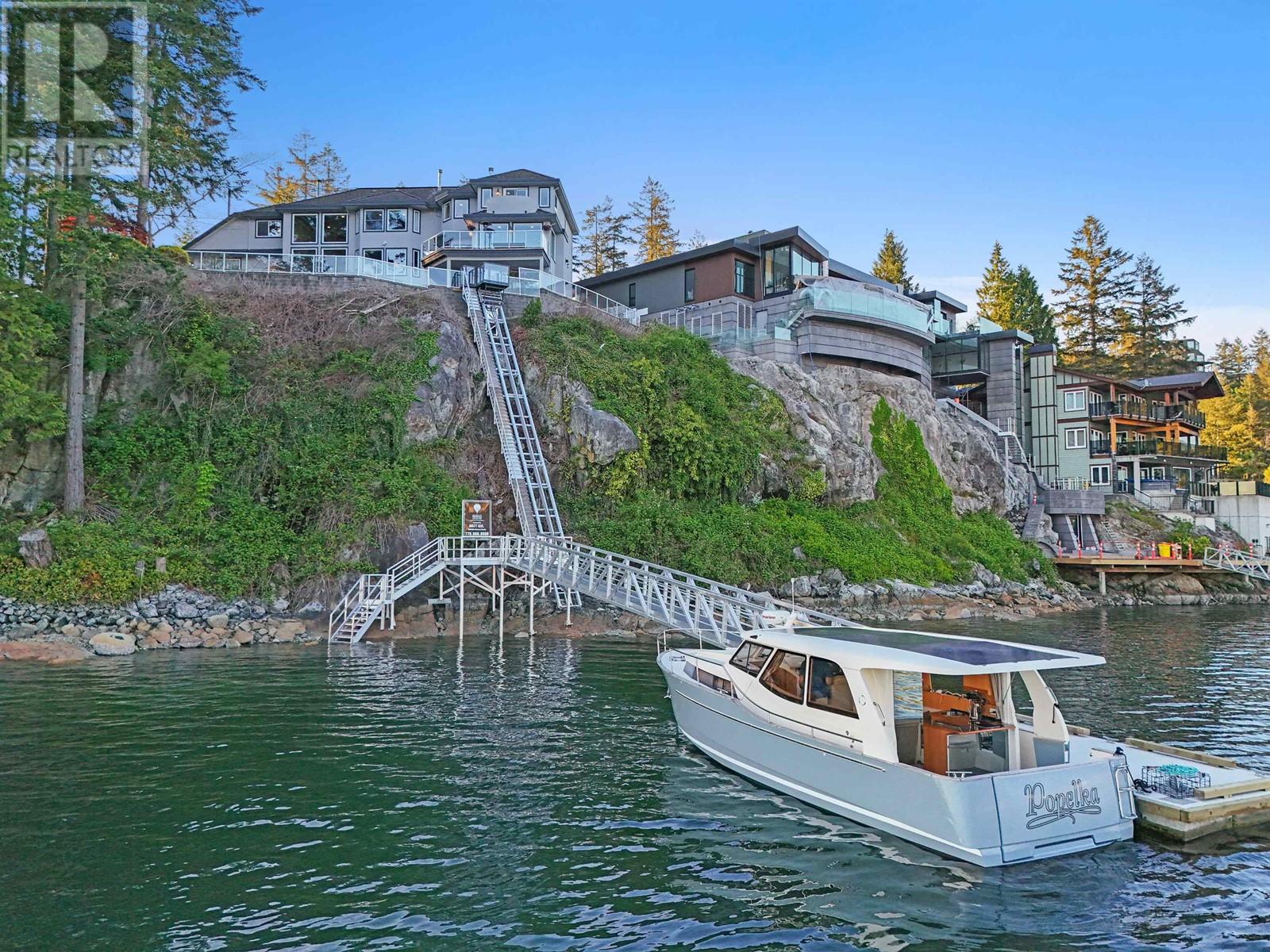 242 Turtlehead Road, Belcarra, British Columbia V3H 4P2 (26898517