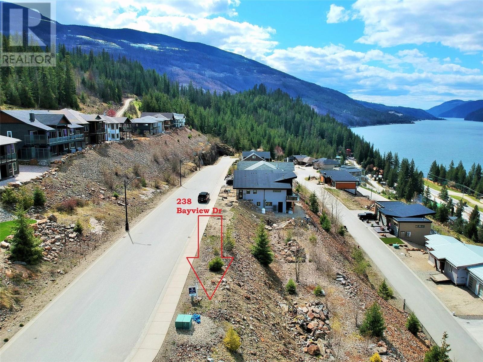 238 Bayview Drive, Sicamous, British Columbia  V0E 2V2 - Photo 2 - 10314050