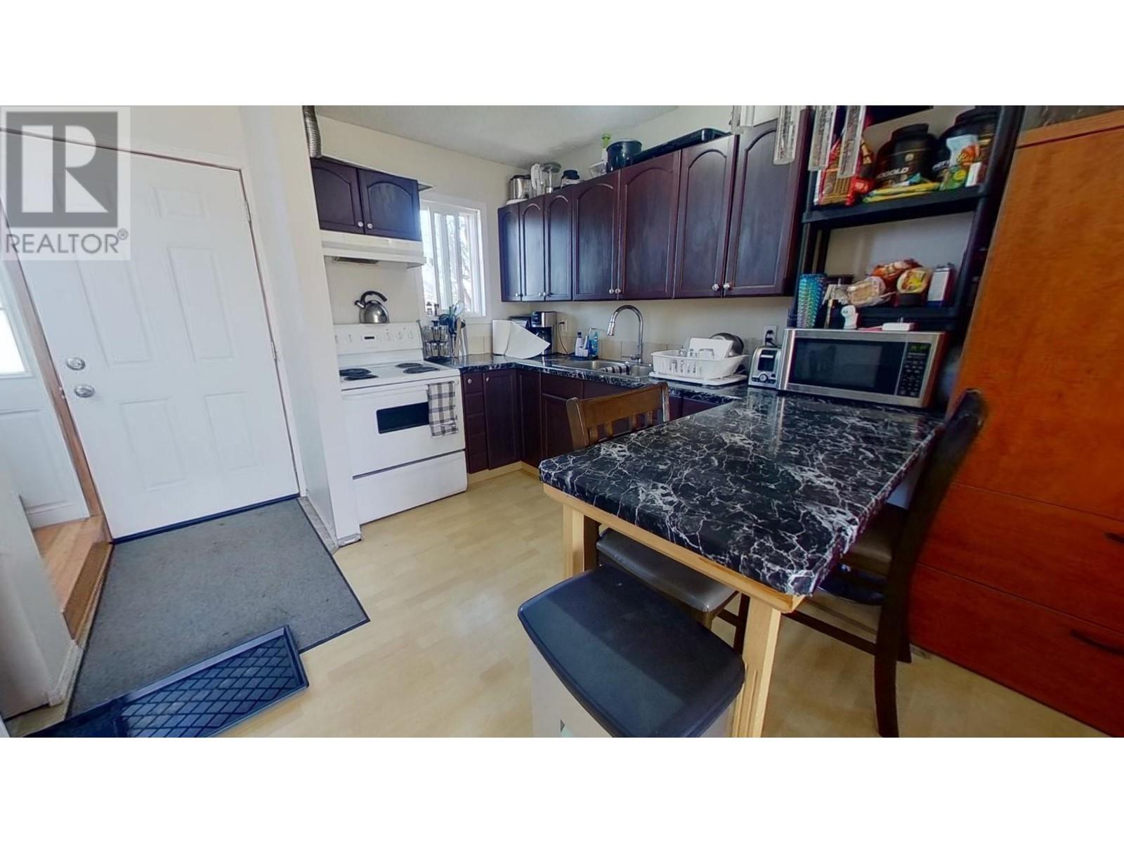 9807 97 Street, Fort St. John, British Columbia  V1J 3S4 - Photo 7 - R2883509
