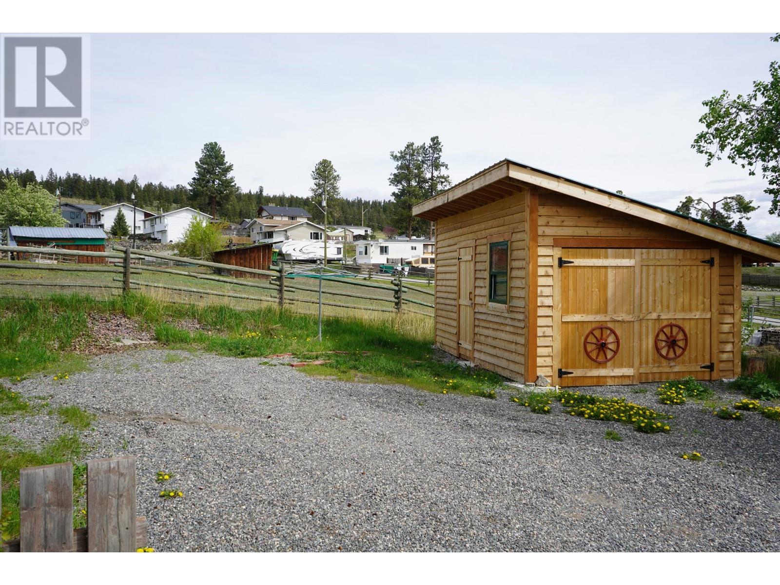 1706 Frontage Road, Clinton, British Columbia  V0K 1K0 - Photo 4 - 178508