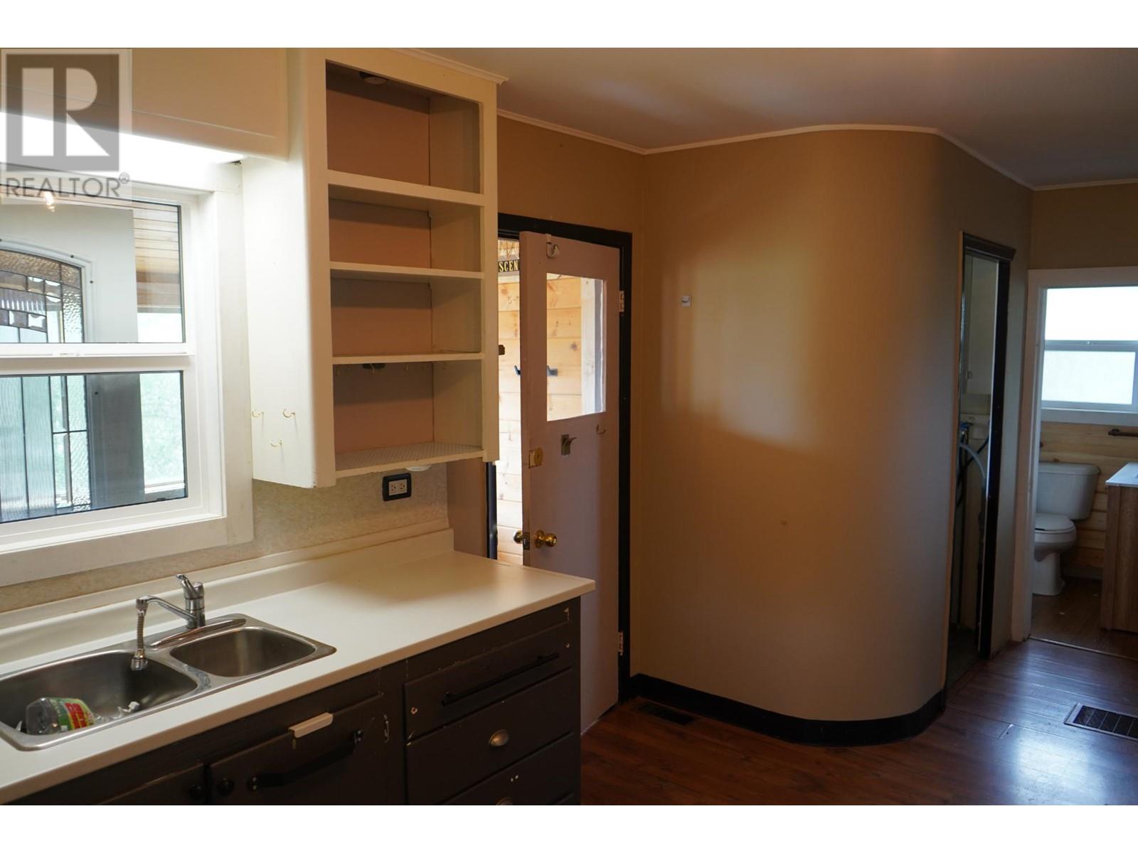 1706 Frontage Road, Clinton, British Columbia  V0K 1K0 - Photo 5 - 178508