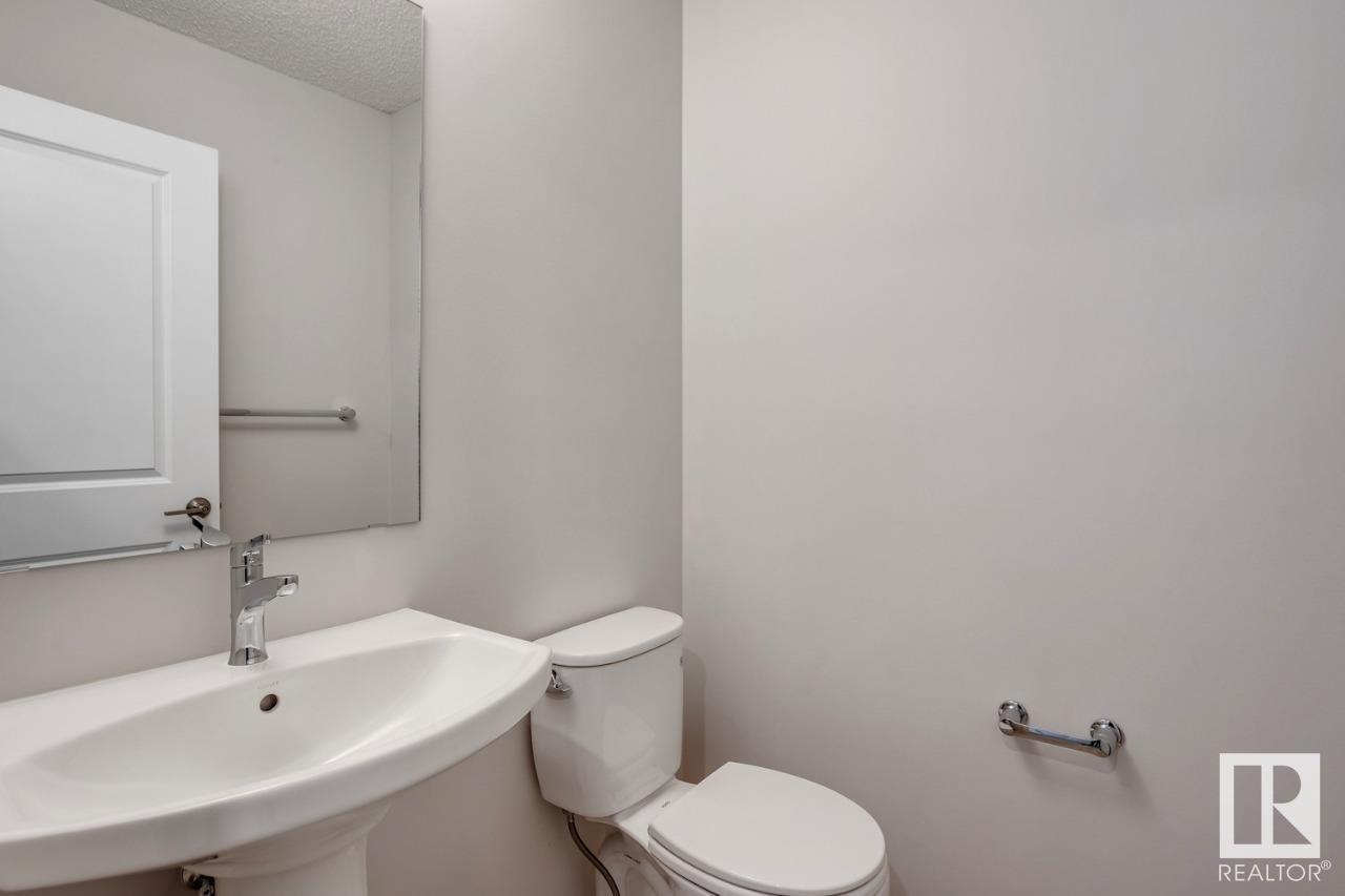 2434 Trumpeter Wy Nw, Edmonton, Alberta  T5S 0R9 - Photo 17 - E4376775