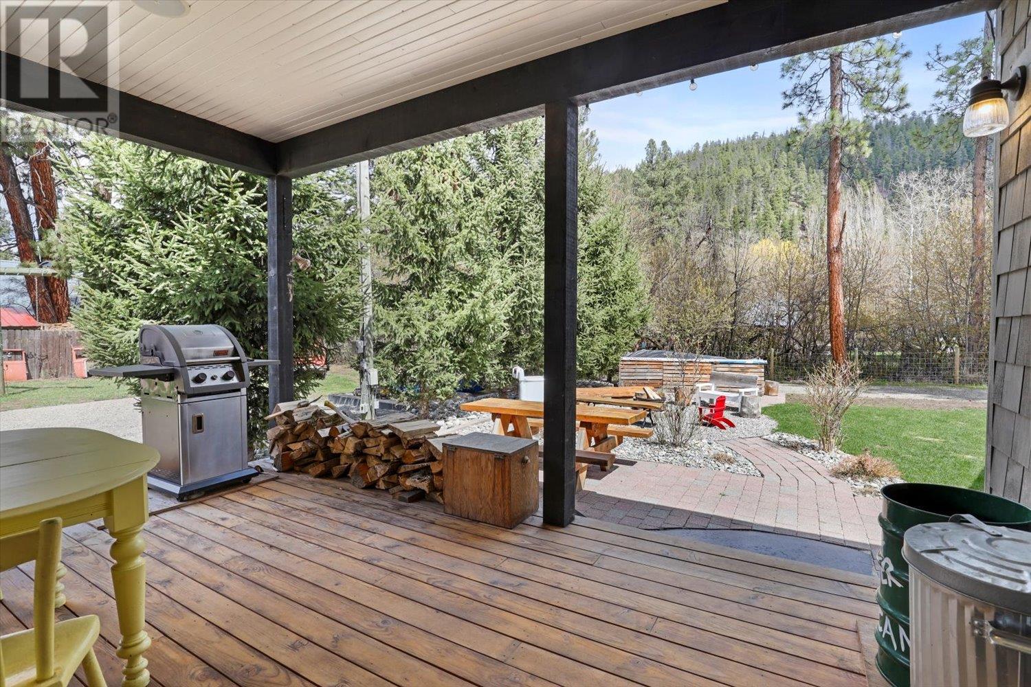 2625 Otter Avenue, Tulameen, British Columbia  V0X 2L0 - Photo 40 - 10314187